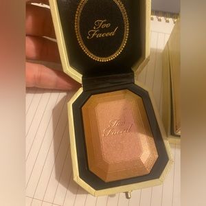 COPY - Too Faced Diamond Light